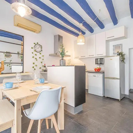 Holiday home Quico-casa Con Encanto En El Centro, Junto A La Bahia, Parking Publico Proximo Roses